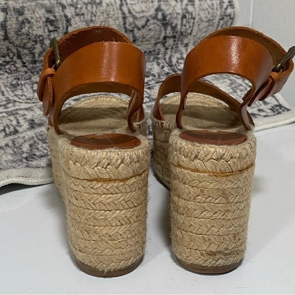 Soludos Minorca High Platform Wedge in Nude Size 6